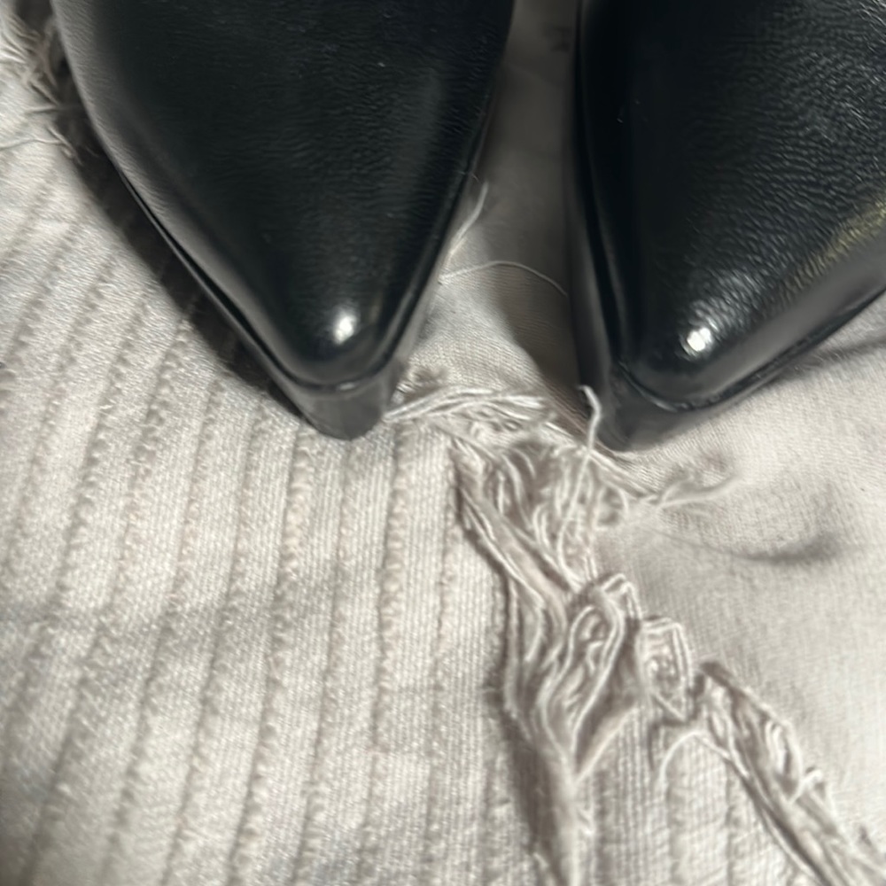 Burberry OTK black leather boots, 7 US, 37.5 EU. Worn 4 times, excellent cond. - Picture 13 of 14